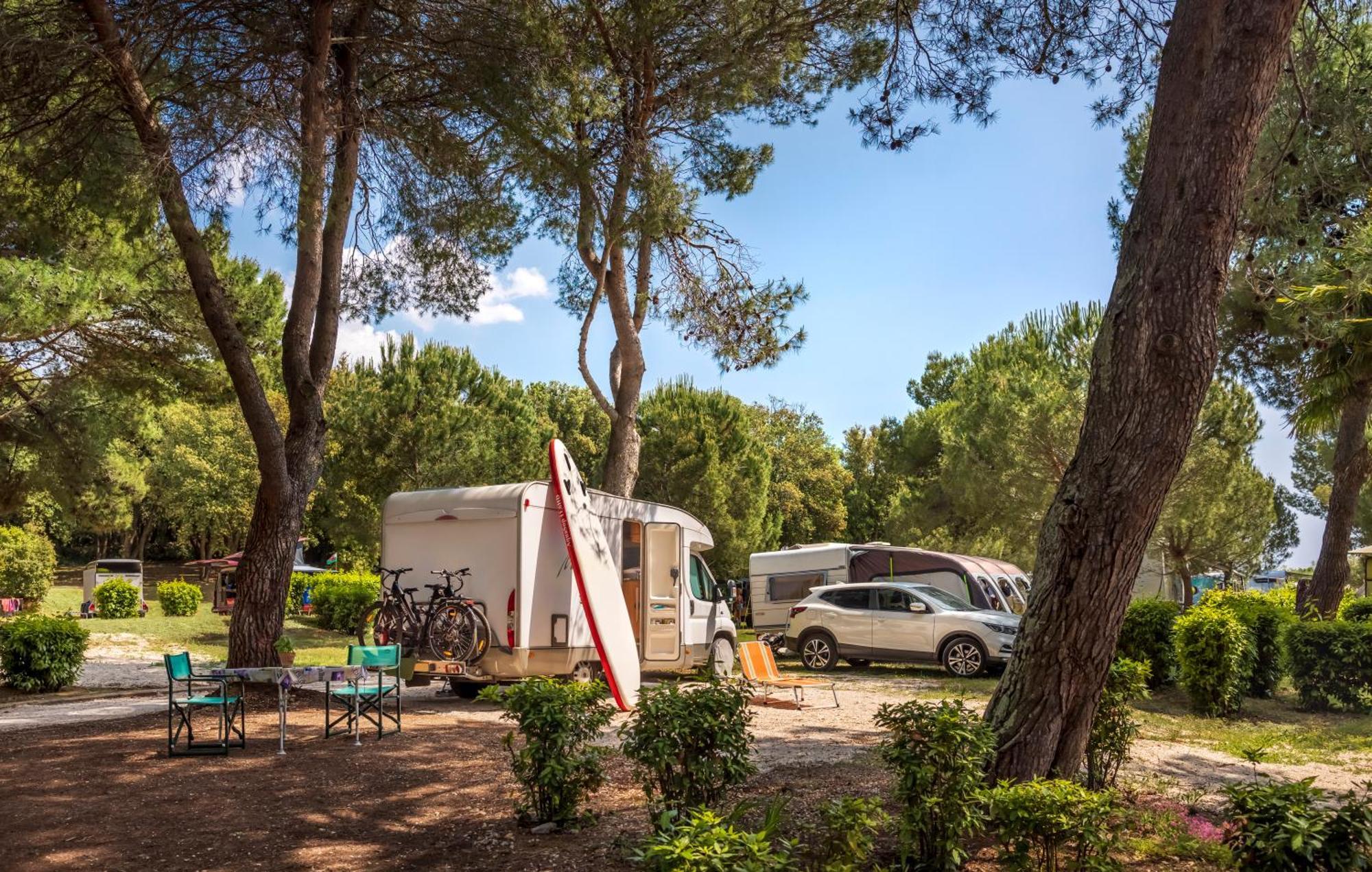 ורסאר Maistra Camping Koversada Uncovered Naturist Pitches מראה חיצוני תמונה